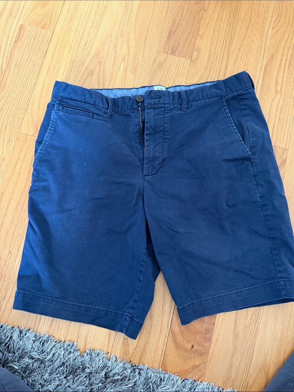 GAP Men's Navy Blue Flat-Front Chino Shorts